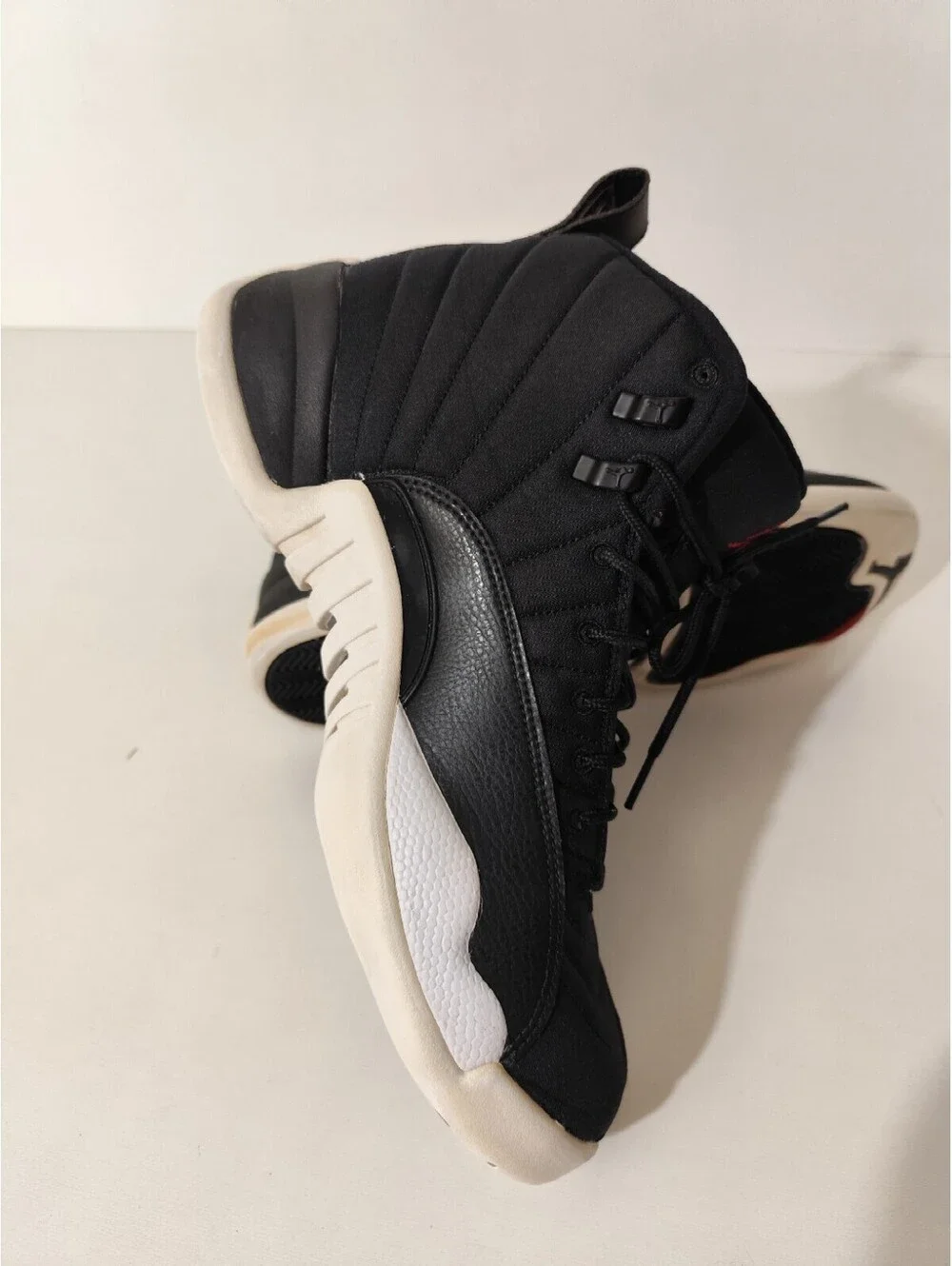 Air Jordan 12 Retro Nylon Neoprene Mens Size 12.5  (130690-004) Black White